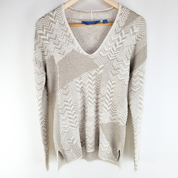 Vera Wang M sweater